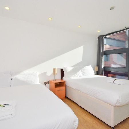 Apartment Wharf - Canary South London Bagian luar foto