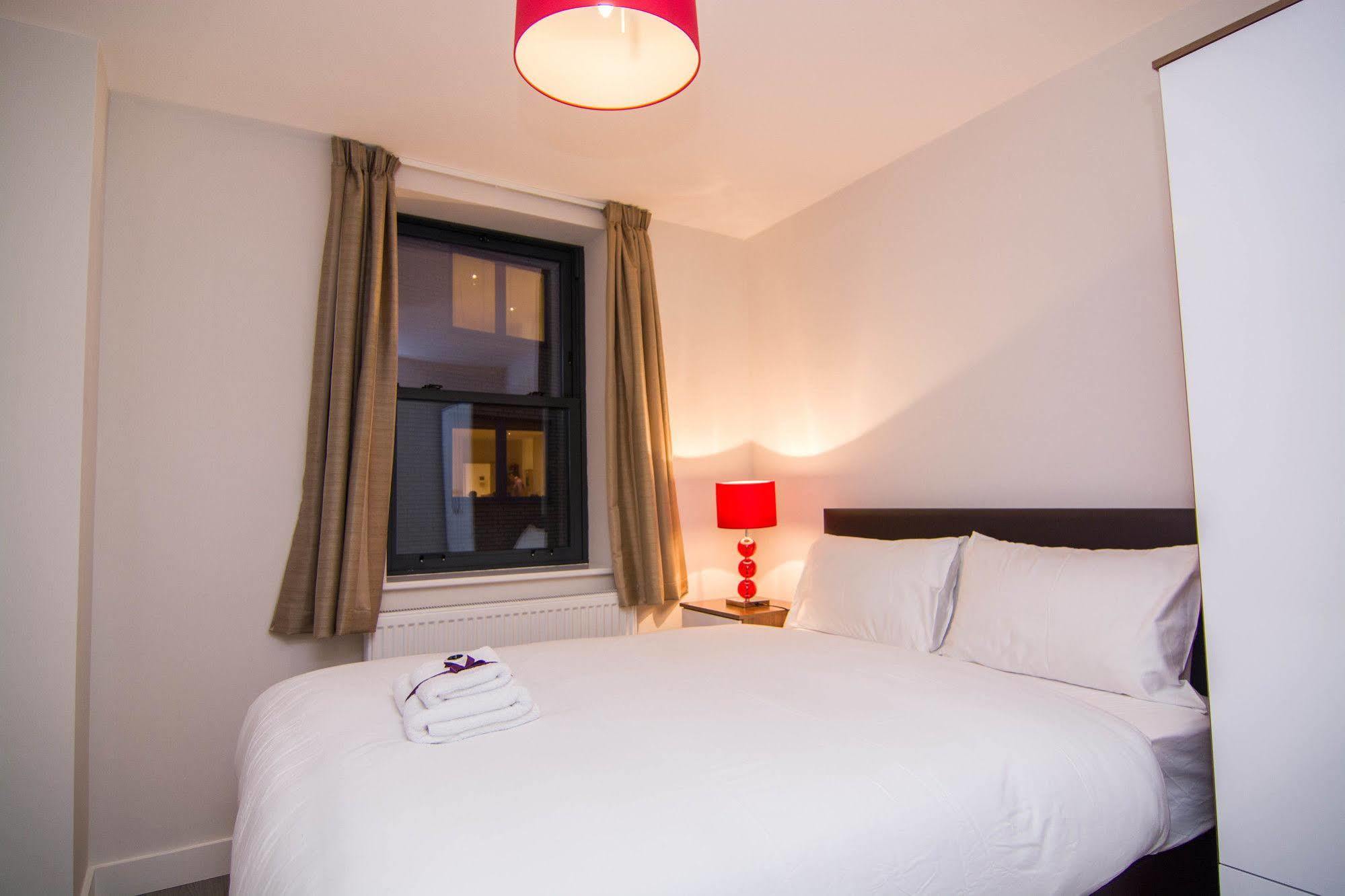 Apartment Wharf - Canary South London Bagian luar foto