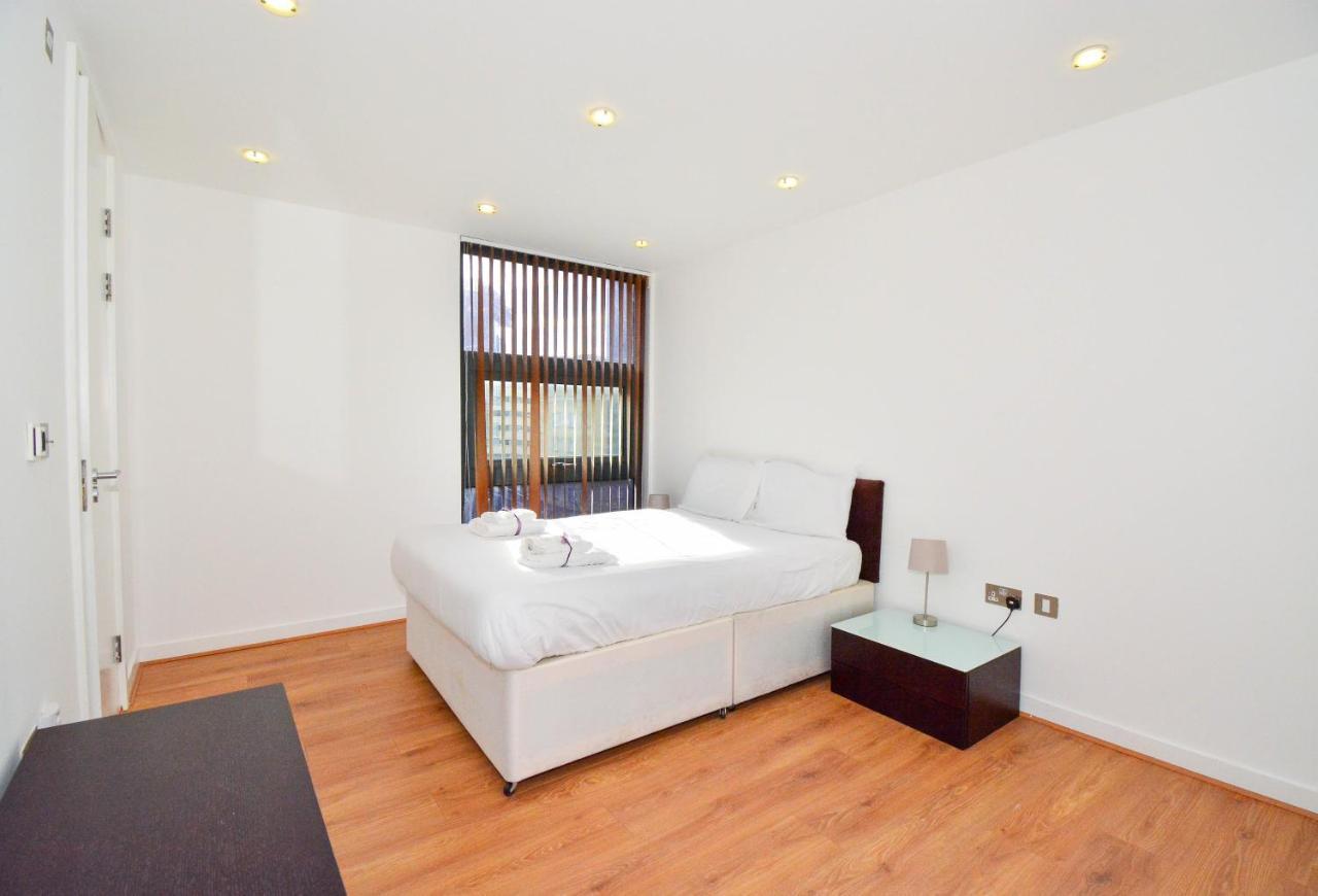 Apartment Wharf - Canary South London Bagian luar foto